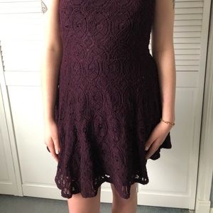 Lacy deep purple-plum formal dress 🔮